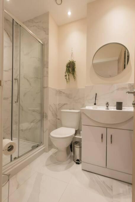 Ocean - 2 Bed Flat Sleeps 6 With Gym Access Apartment Southampton Exterior photo